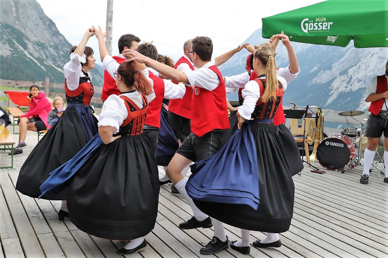 Bergmesse auf der Hochfeldernalm – Festakt Mieminger Sänger