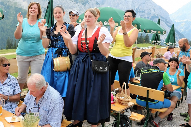 Einweihung Hochfeldernalm - „Dorffest“ auf der Mieminger Alpe